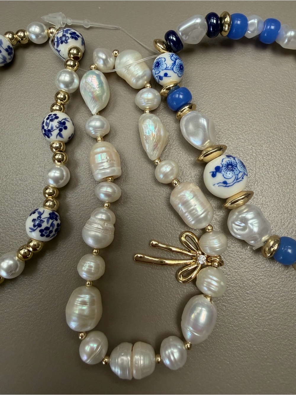 Eye candy Freshwater Pearl & Blue Bead Stretch Bracelet Set - Picture 5 of 12